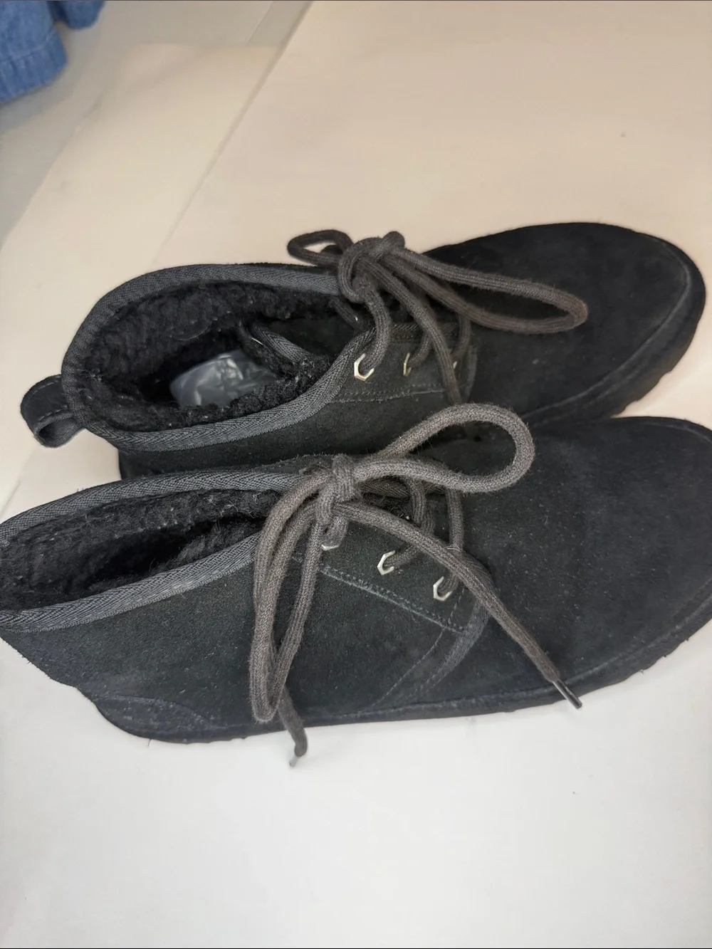 Women’s Black Suede Lace-Up Chukka Boots size 11 UGGS